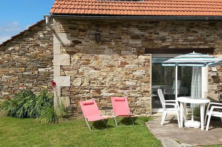 Appartement de vacances pour 3 personnes, avec Balcon/Terrasse ainsi que Terrasse et Jardin à Lannion