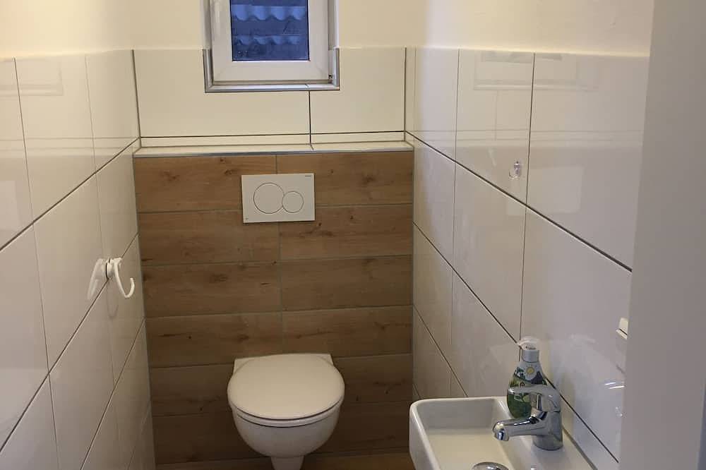 Ganze Wohnung, Ferienwohnung Hirsch Bad Rappenau-Fürfeld direkt an der (A6) Aussiedlerhof in Bad Rappenau, Kraichgau