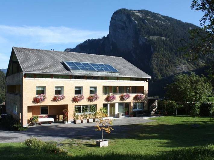 Ferienwohnung für 2 Personen, mit Balkon und Garten sowie Ausblick in Au