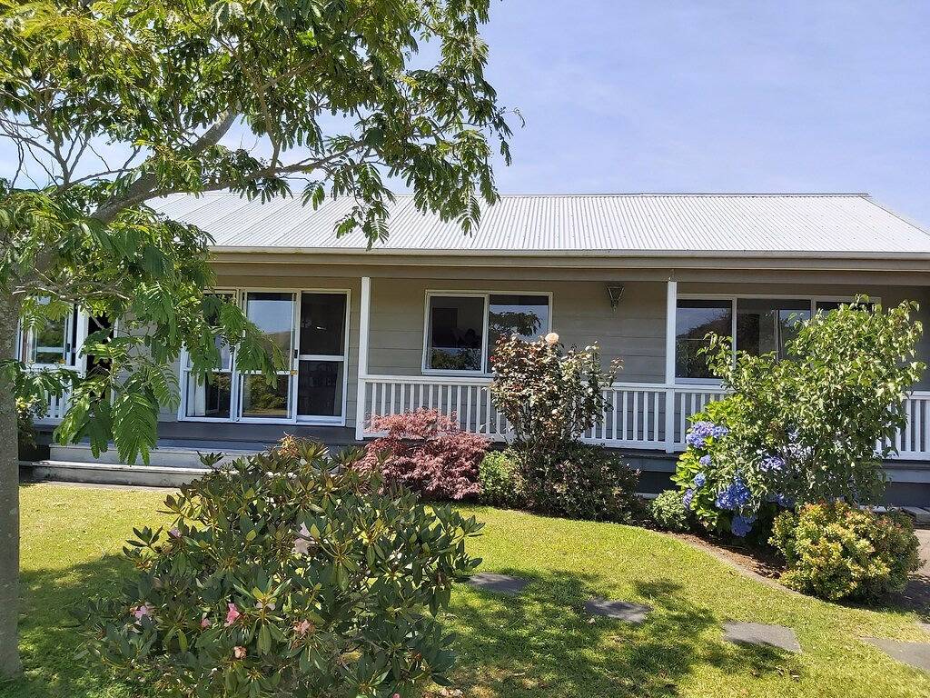 Haus mit herrlichem Blick auf Land und Meer in Waikato