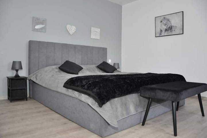 Location de vacances pour 9 personnes, avec jardin ainsi que jacuzzi et sauna à Ohey - 4