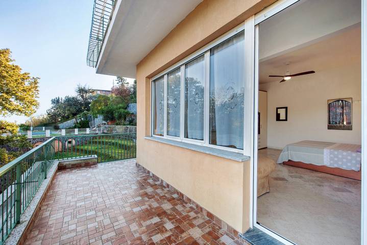 Appartamento intero, Appartamento 'Tramontana' con balcone in Celle Ligure, Riviera di Ponente