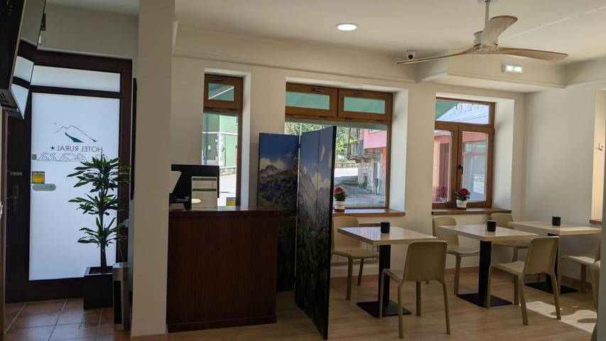 Hotel para 2 personas, con terraza y vistas en Parque Natural de Redes - 3