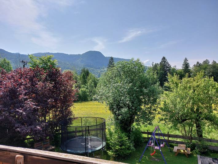 Ganze Ferienwohnung, Pilzhof - Ferienwohnung für 2 Personen, 45 m², Wohnzimmr, Schlafzimmer, Dusche/Wc, Balkon, Wlan in Schleching, Bayerische Alpen