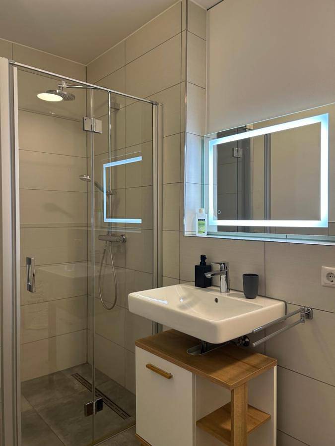 Ganze Wohnung, One-Bedroom Apartment in Bruchsal, Kraichgau
