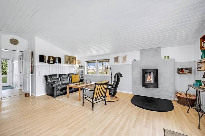 Nice home in Skjern w/ 3 Bedrooms and WiFi in Skjern, Ringkøbing Fjord