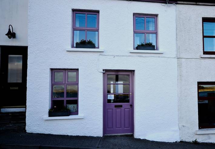 Villa for 4 people, with Terrace in Roundstone