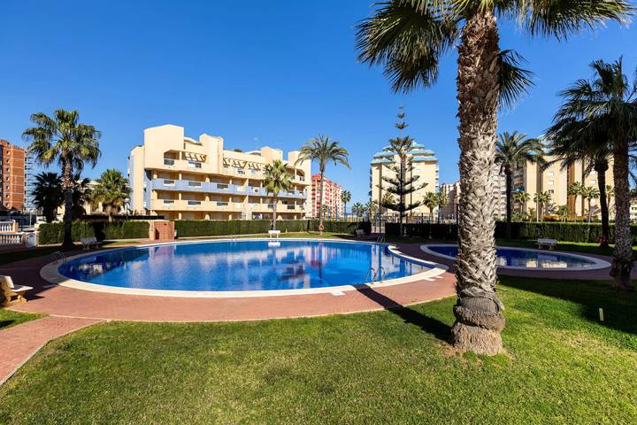 Chalet para 10 personas, con jardín y piscina en San Javier