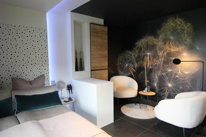 Chambre d’hôte pour 2 personnes, avec Terrasse ainsi que Jardin et Piscine