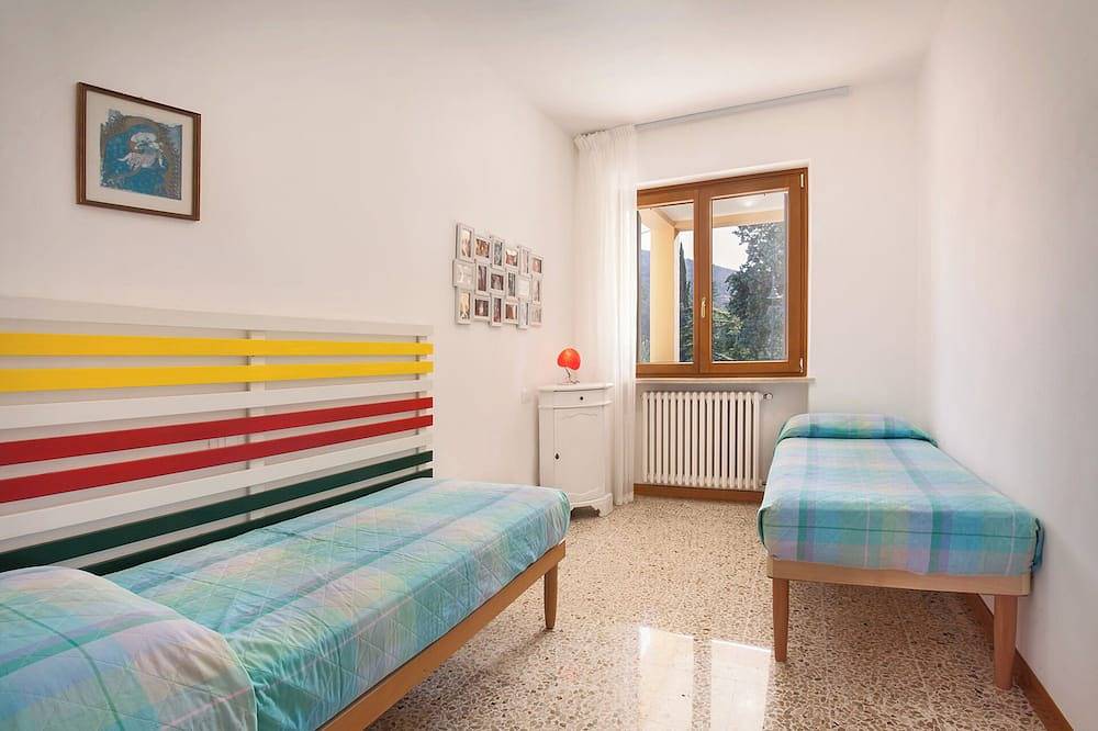 Ganze Wohnung, Casa La Palma - Komfortable Wohnung auf dem Hügel, Casa La Palma - Comodo appartamento in collina in Costermano, Gardasee-Berge
