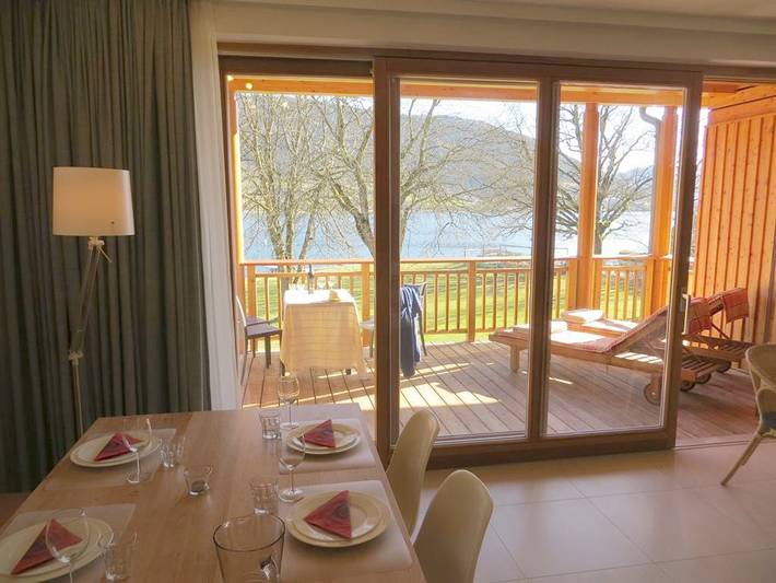 Bungalow für 6 Personen, mit Balkon und Ausblick sowie Garten und Seeblick in Österreich