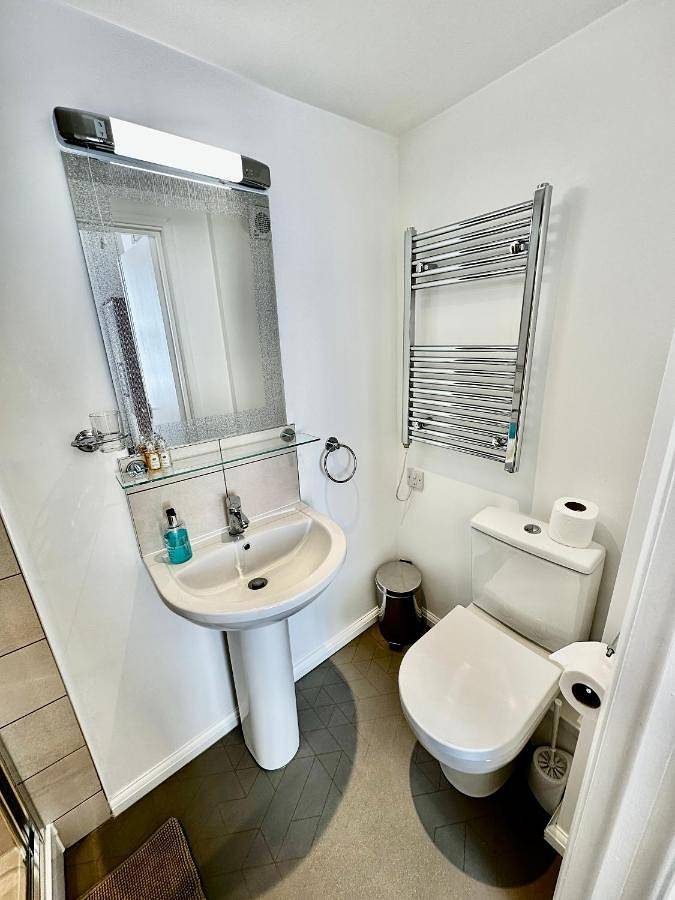 Family Room (3 Adults) in Brighton, Sussex