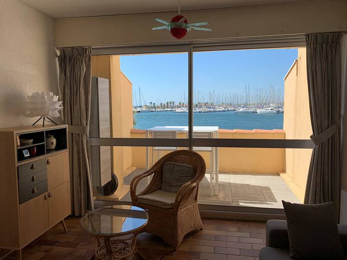 Gîte pour 4 personnes, avec terrasse dans Port de Gruissan - 3
