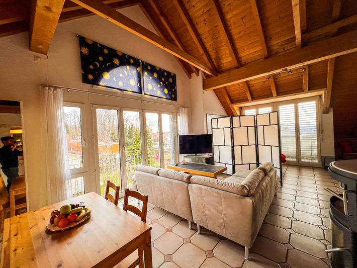 Appartement de vacances pour 6 personnes, avec Balcon et Terrasse ainsi que Jardin et Vue à Kloten