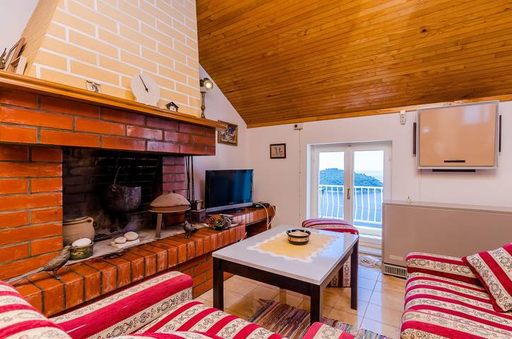 Appartement entier, Apartment and Room Cicko - One Bedroom Apartment with Terrace and Sea View (Attic) in Dubrovnik, Grad Dubrovnik