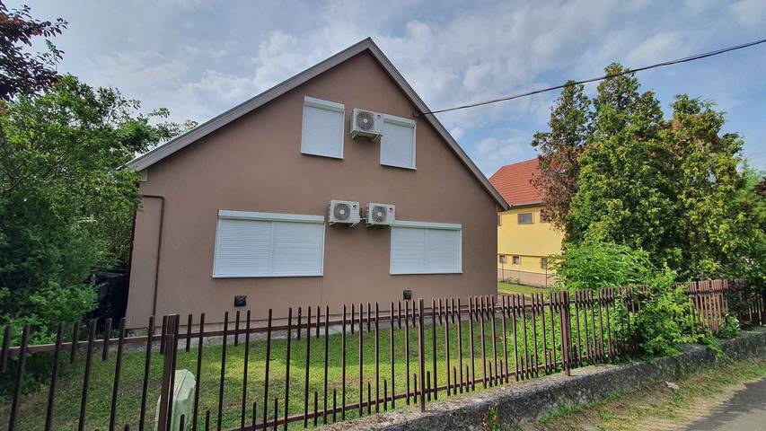 Ferienhaus für 14 Personen, mit Garten in Balatonlelle - 4