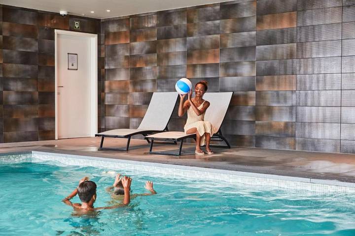 Vakantieappartement voor 4 personen, with terras and zwembad as well as sauna, met huisdier in Brugge