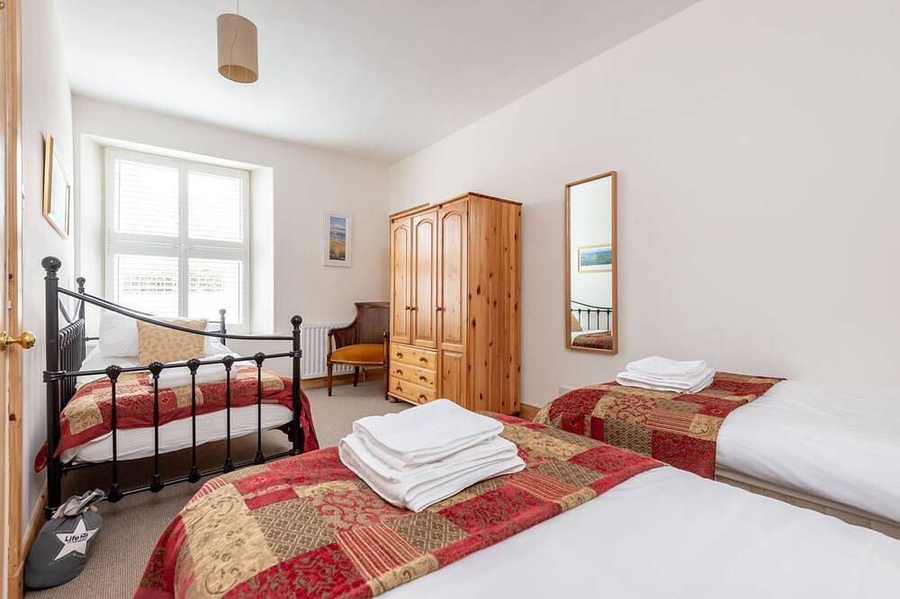 Beautifully renovated 4 bedroomed house close to the shore in Pittenweem. in Pittenweem, Region Fife