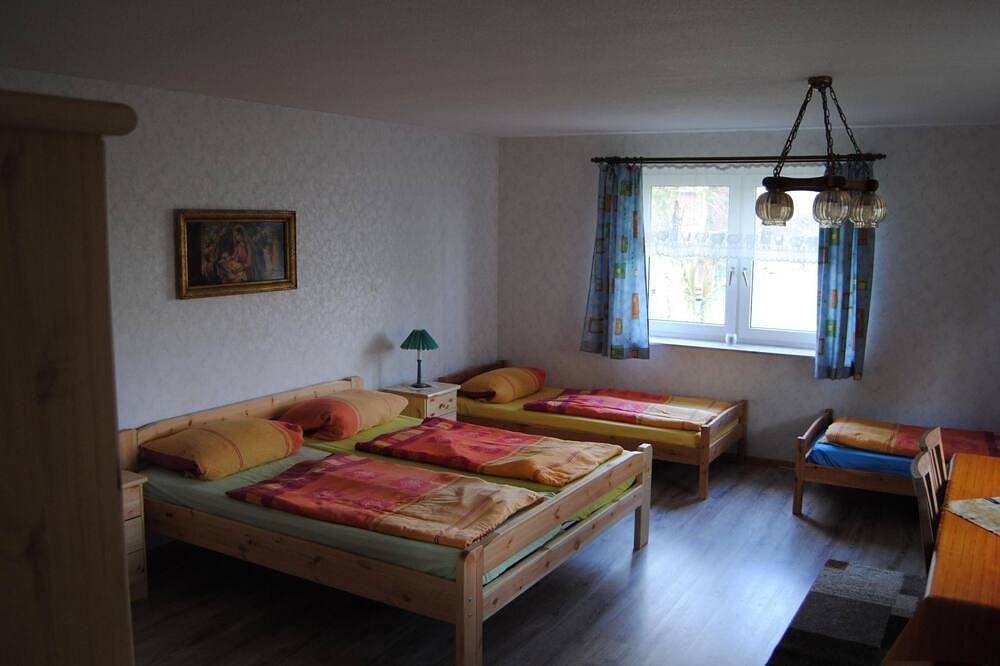 Ganze Wohnung, Ländliche Ferienwohnung in beliebtem Gästehaus in Windeby, Rendsburg-Eckernförde