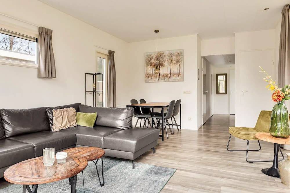 Luxus und Entspannung im Boterbloem Wellness Chalet in Hooghalen, Drenthe