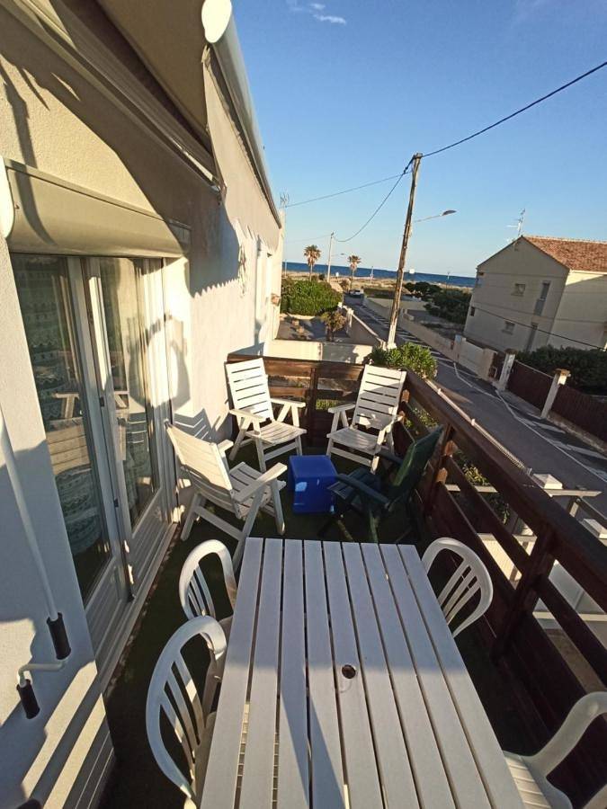 Gîte pour 5 personnes, avec vue et terrasse, animaux acceptés dans Plage d'Honneur - 4