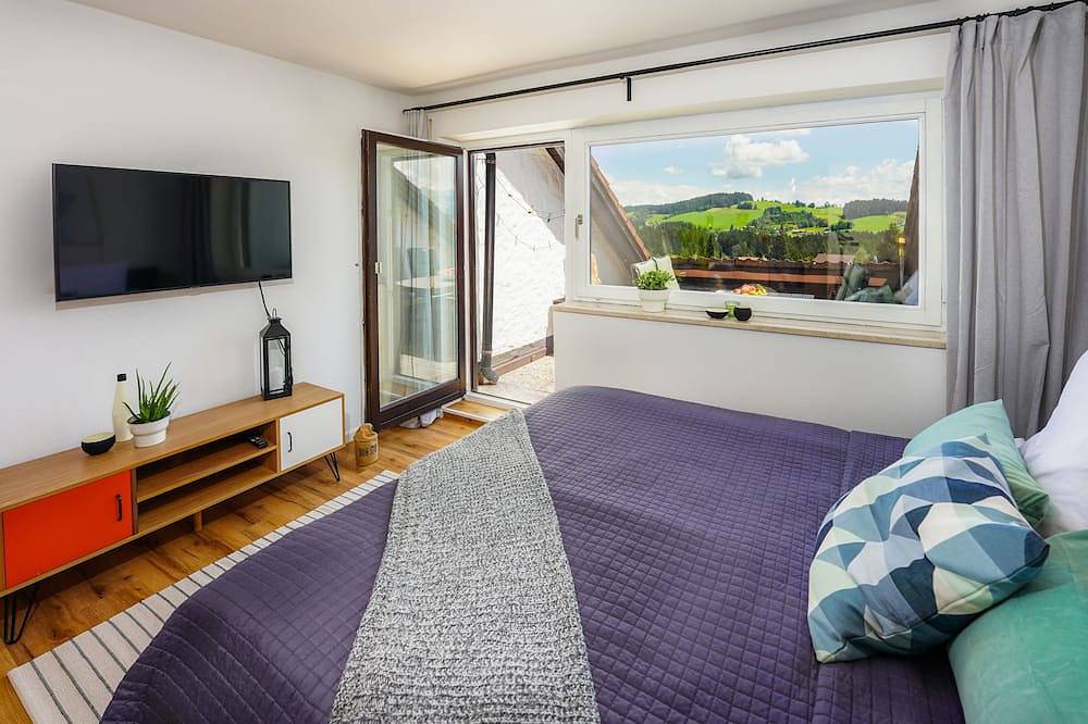 Ganze Wohnung, Oberreute - Moderne Ferienwohnung mit Panorama-Ausblick in's Allgäu in Oberreute, Bayerisch Schwaben