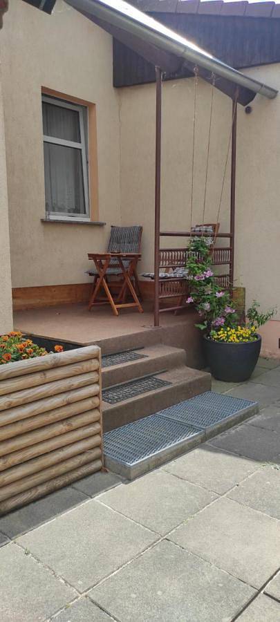 Ferienwohnung für 4 Personen, mit Terrasse und Garten sowie Ausblick
