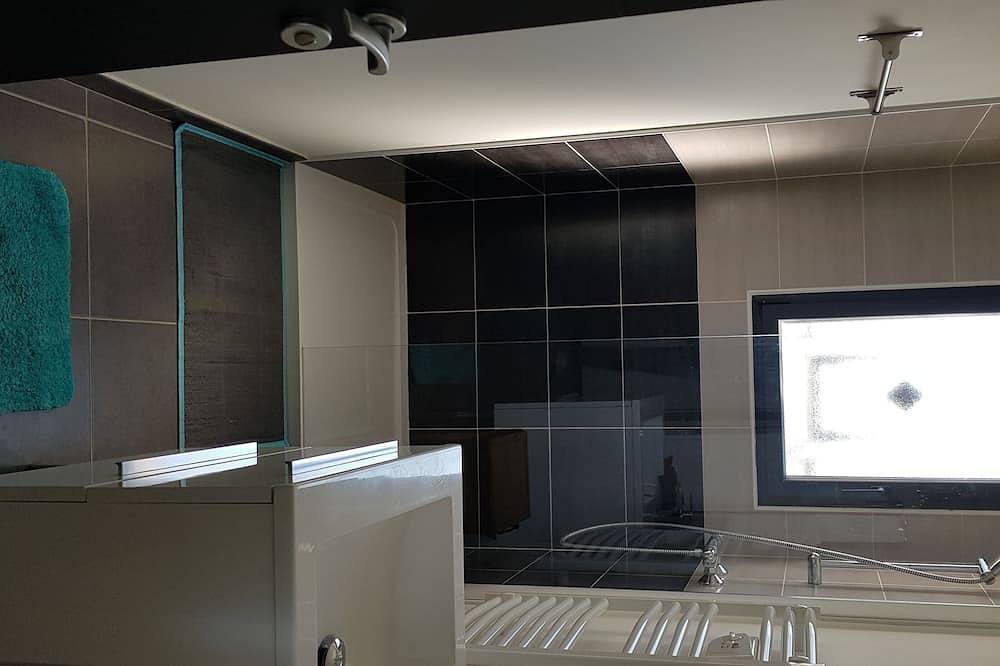 Chambre Cosy 23m2 . Adults Only in Agde, Côte d'Améthyste