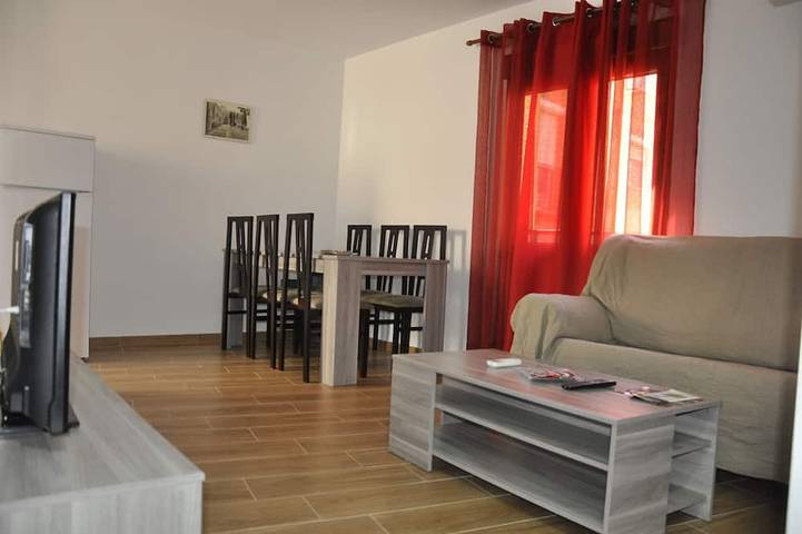 Ferienwohnung für 4 Personen, mit Terrasse und Whirlpool, mit Haustier - 1