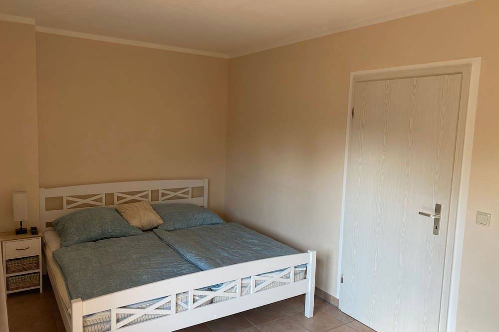 Ganze Wohnung, Doppelzimmer (Appartement 1) - Blockhaus in Sangerhausen, Harzvorland