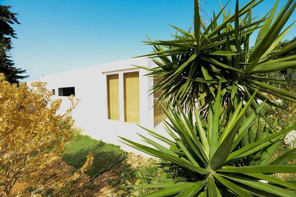 Lovely Dependance in Ibiza in Cala Jondal, Sant Josep de sa Talaia