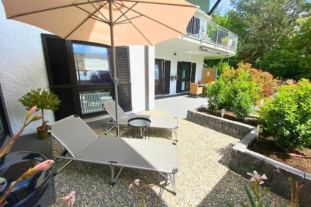 Ganze Wohnung, Schöne, helle Ferienwohnung mit Terasse in Utting, Ammersee