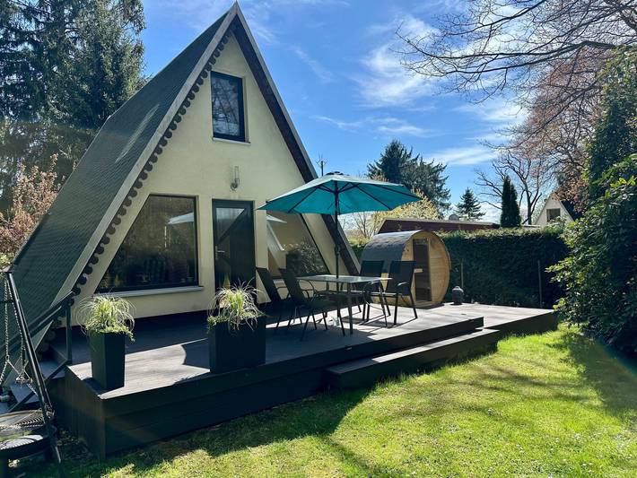 Ferienhaus für 2 Personen, mit Terrasse und Garten sowie Sauna in Chemnitz