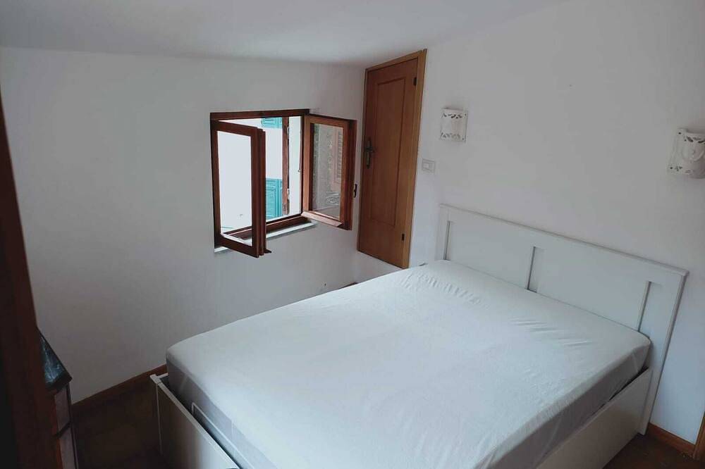 Entire apartment, Nonna Maria, tra Mare e Ulivi in Comeglio, Moneglia