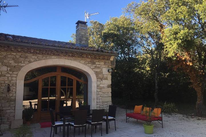 Gîte pour 6 personnes, avec jardin et terrasse