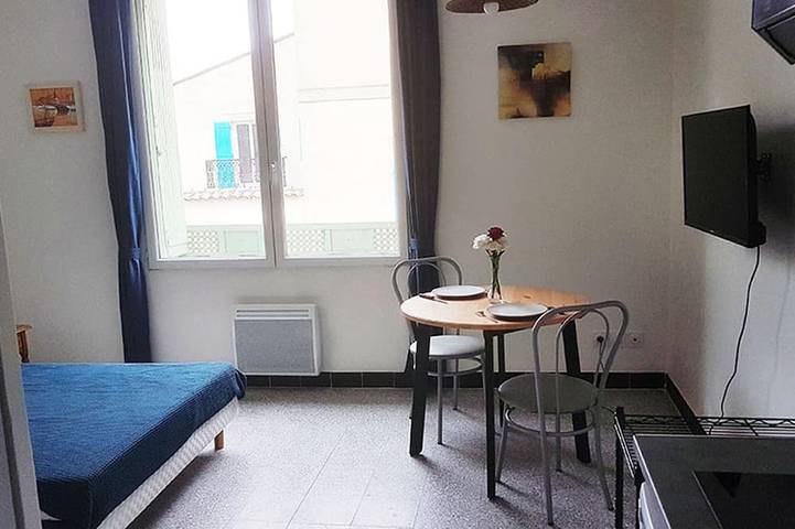 Gîte pour 2 personnes, avec piscine à Charleval - 2