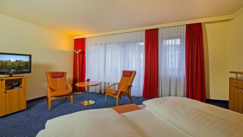 Hotel für 2 Personen, mit Terrasse und Garten sowie Sauna und Ausblick in Bad Homburg - 2