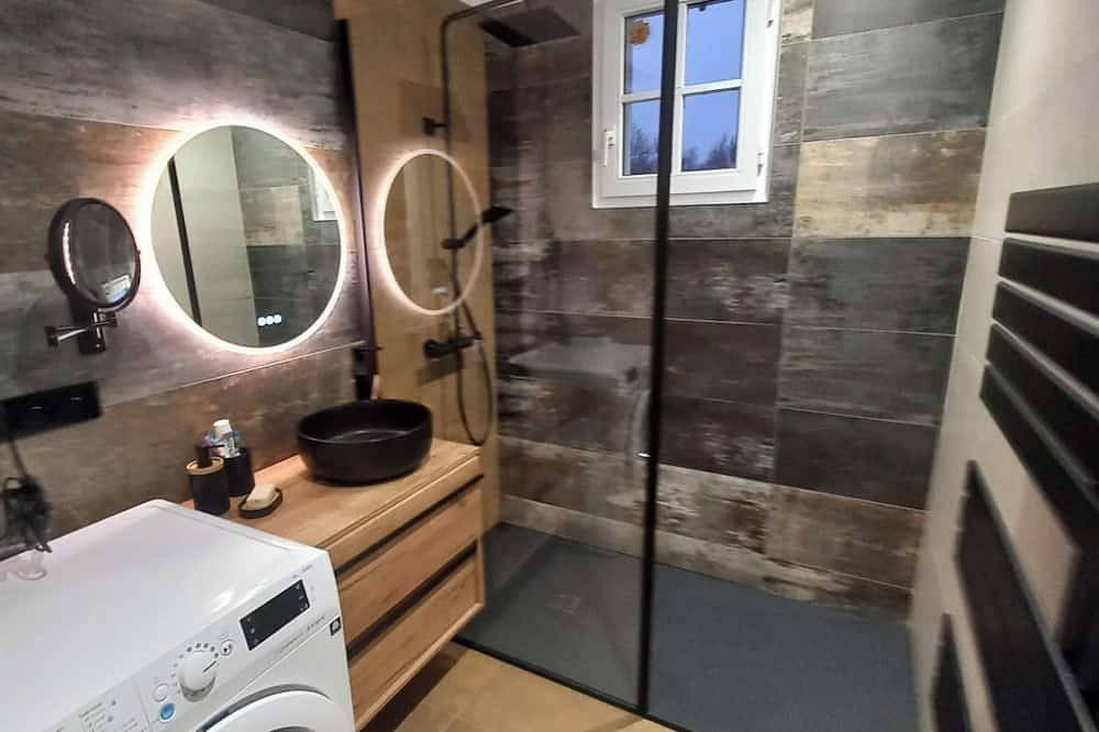 Maison classée 3* au calme à 50m de l'océan, ménage inclus et lit prêt in Yves, Région de La Rochelle