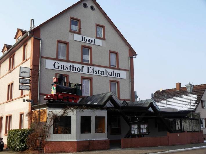 Hotel für 6 Personen, mit Ausblick in Mosbach