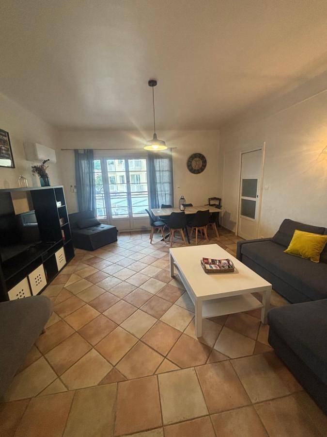 Gîte pour 4 personnes, avec terrasse et vue dans Port De Cassis - 3