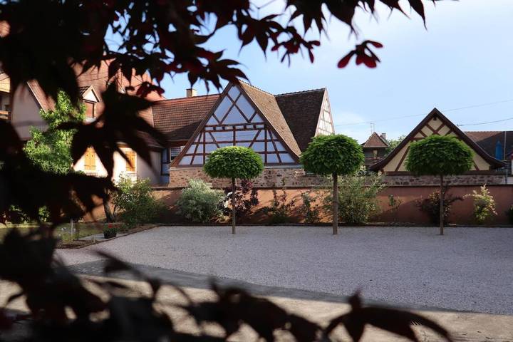 Gîte pour 6 personnes, avec Terrasse et Jardin à Hattstatt