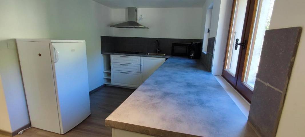 Gîte pour 4 personnes, avec jardin et vue à Méolans-Revel - 3