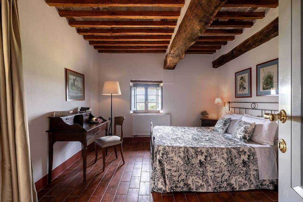 In The Heart Of Chianti, Pool, Wifi, View in Lilliano, Castellina in Chianti