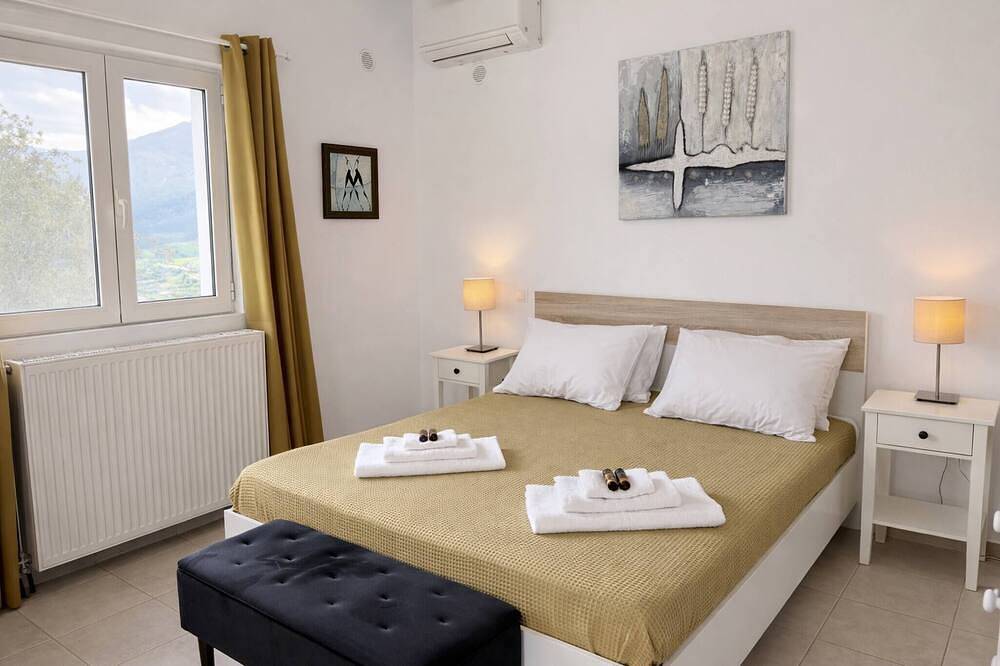 Geheel appartement, Sea to Summit Terrace 2Bd 1Ba 7mn to Georgioupoli in Georgioupoli, Chania en omgeving