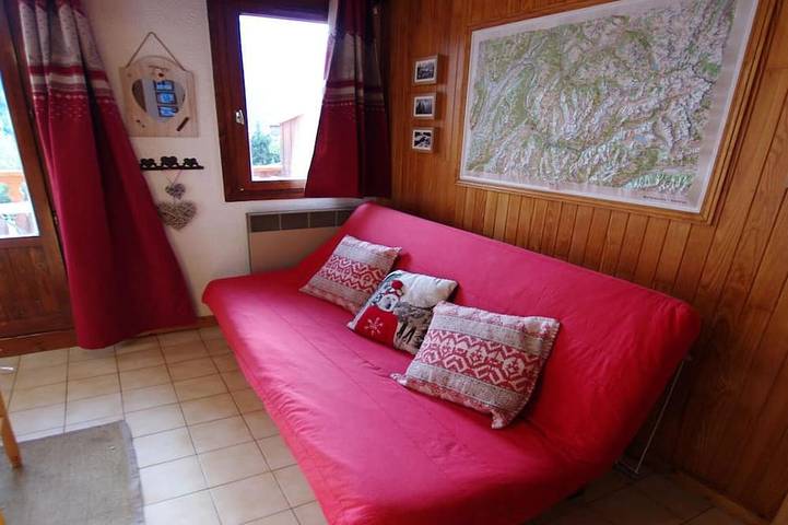 Ganze Wohnung, Gemütliches Studio in Champagny, für 4 Personen, Südbalkon in Champagny-en-Vanoise, Vanoise-Massiv