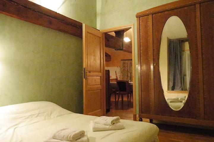 Gîte pour 8 personnes, avec jardin à Saint-Vincent-de-Mercuze - 2