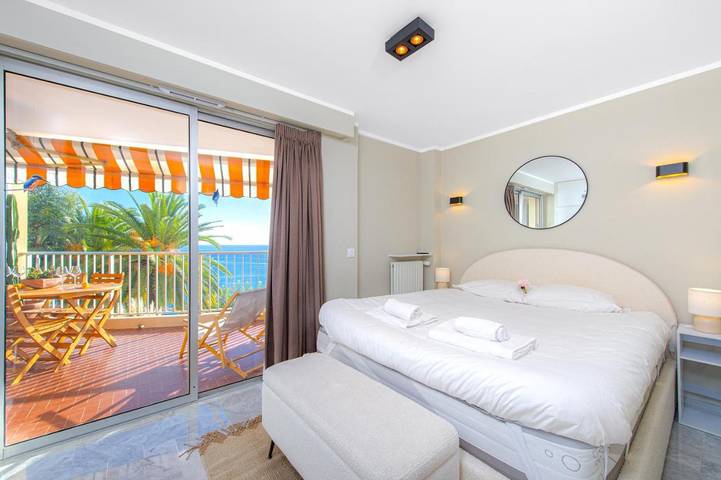 Gîte pour 4 personnes, avec Balcon dans Plage des Sablettes Est - 4