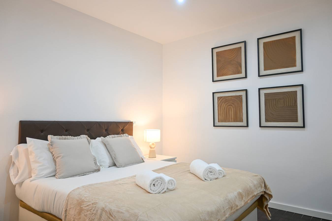 Appartamento intero, M (Sen1692)Amplio Apartamento con Balcón en Calle  in Chamberí (Madrid), Madrid