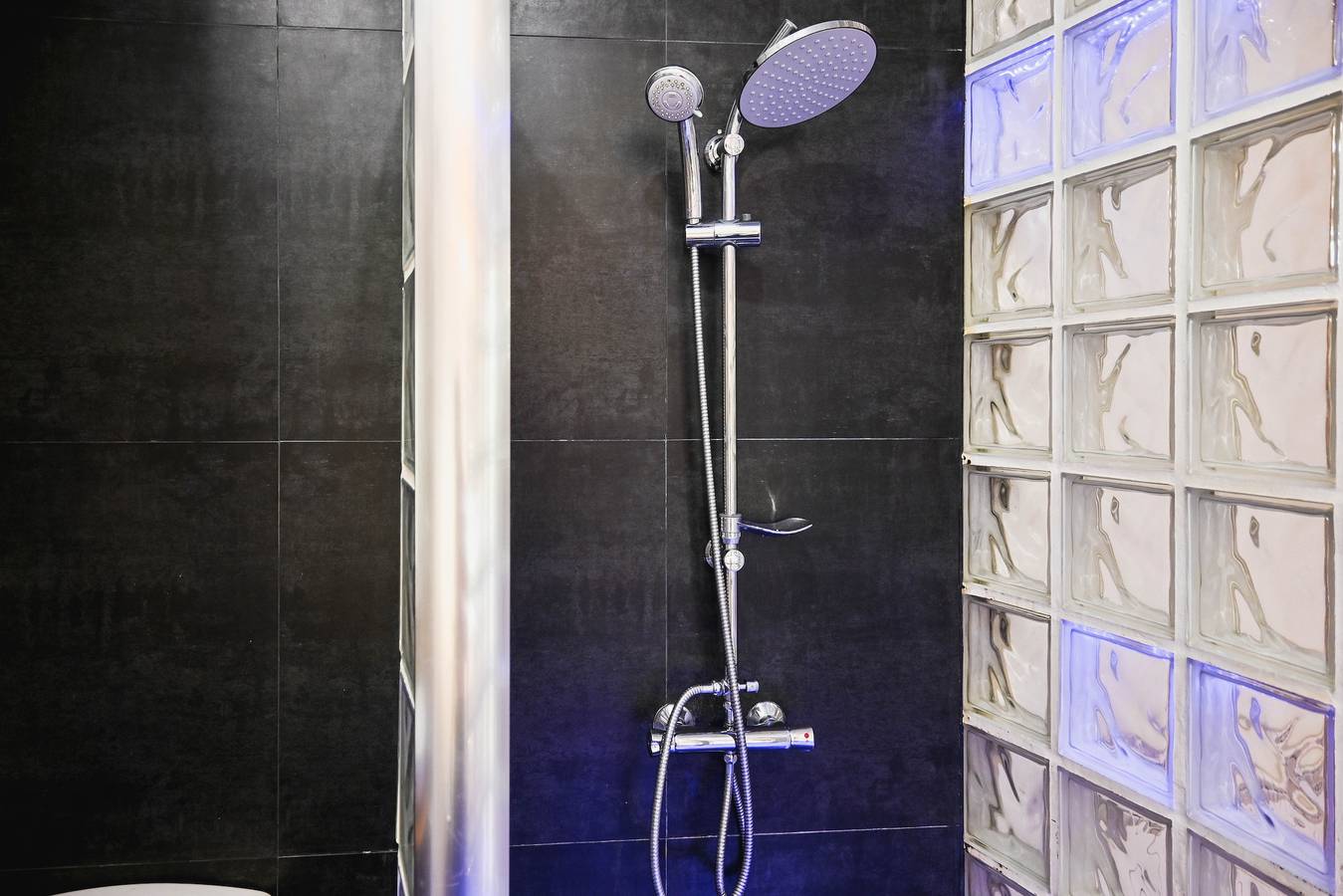 Entire apartment, M (Jam300)Moderno y Elegante piso en Arg&uuml;elle in Moncloa-Aravaca, Madrid