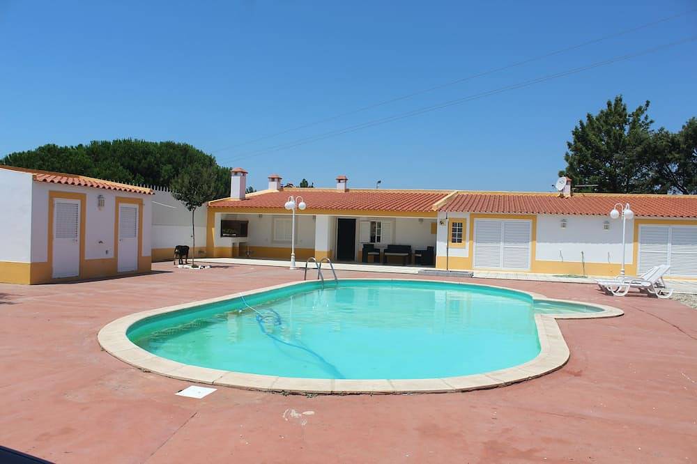 Casa vacanza a Quinta do Anjo a partire da 189€ a notte